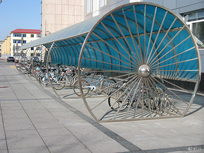 阳光板自行车雨棚